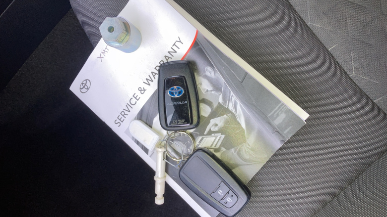 Toyota Corolla 1.8 VVT-i Hybrid Icon Tech 5dr CVT Hybrid Hatchback